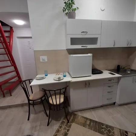 Aleksandrija 1 דירה *